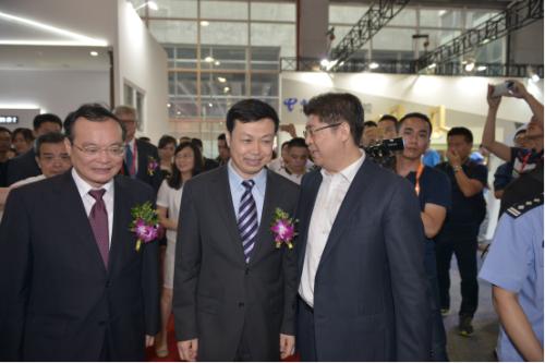 樂視手機中國電信天翼終端展臺成焦點(圖2) 樂視手機中國電信天翼終端展臺成焦點(圖2)