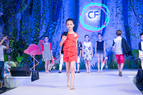 西班牙兒童時(shí)尚秀 驚艷CBME孕嬰童展