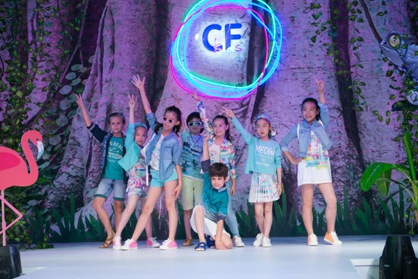 西班牙兒童時(shí)尚秀 驚艷CBME孕嬰童展