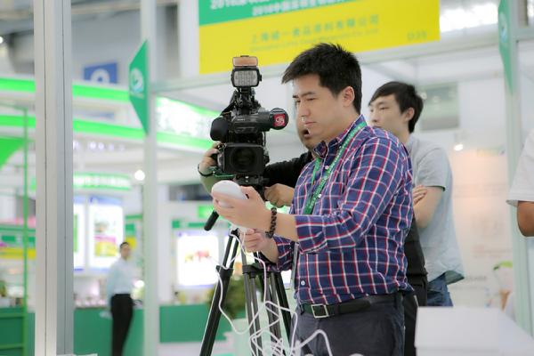 深圳生物健康展新一代智能艾灸儀受追捧(圖2)