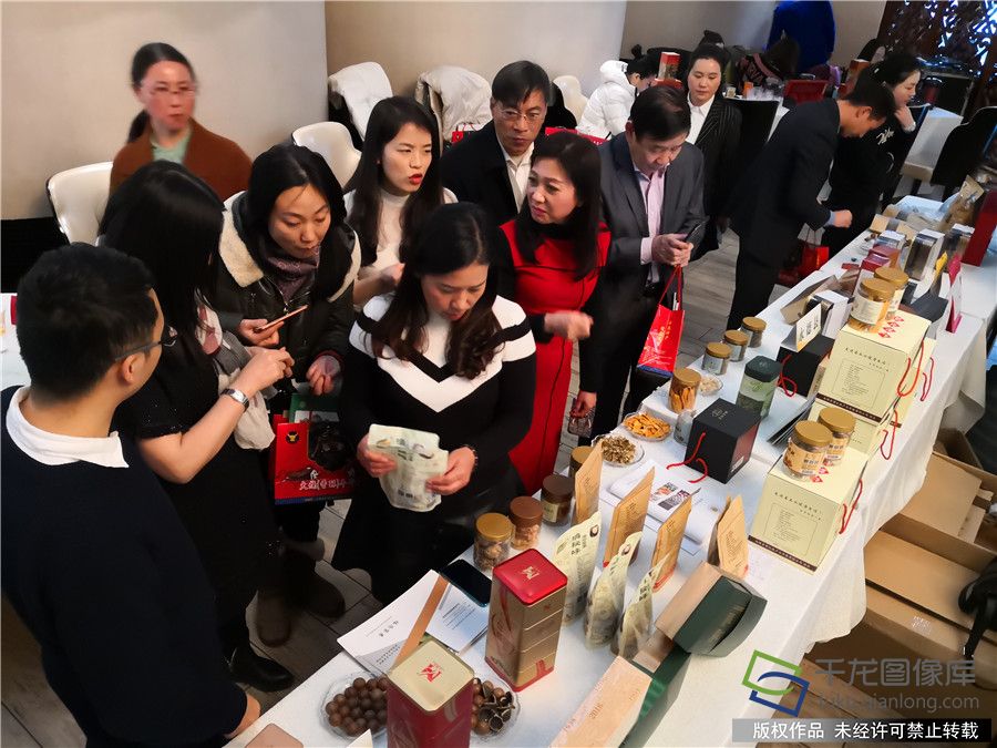 永不閉幕的展銷會(huì) 云南臨滄綠色產(chǎn)品在京辦起(圖2)